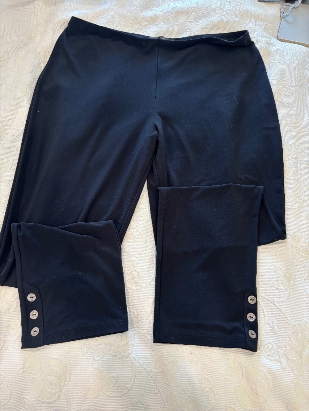 Sympli Black Button-Hem Crop Pants – Size 16